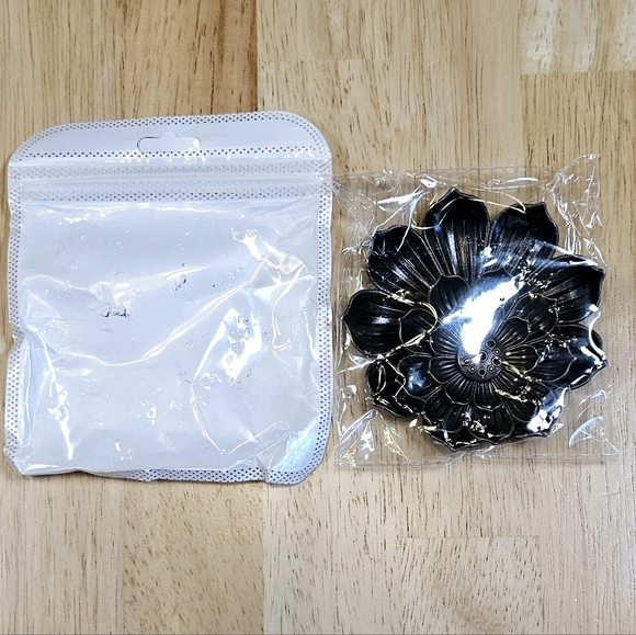 New✨️3D Floral Incense Holder - Picture 3 of 6